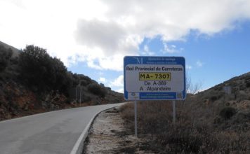 La Diputación adjudica obras de mejora en ocho carreteras de la provincia por un millón de euros