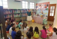 La Biblioteca Cánovas fomenta la lectura infantil en la provincia con la actividad ‘Poeta de Guardia’