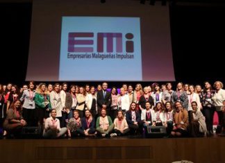 Bendodo invita a las mujeres empresarias malagueñas a aprovechar las oportunidades de emprendimiento en la provincia