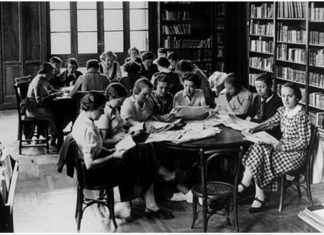 El 27 de la Diputación de Málaga colabora con sus fondos en la exposición ‘Mujeres de papel’