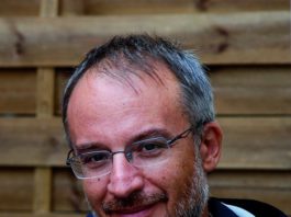 El neurobiólogo internacional Stefano Mancuso visita La Térmica para impartir una conferencia sobre la inteligencia del mundo vegetal