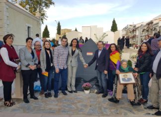 Un nuevo monumento se suma al recuerdo de las víctimas represaliadas de la Guerra Civil en la provincia de Málaga