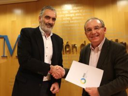 Campaña para promover el reciclaje de envases y cartones en hoteles con la distribución de 200 contenedores