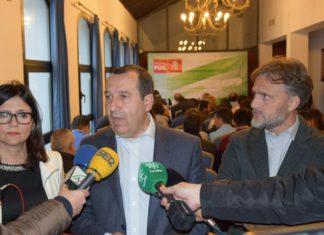 Ruiz Espejo asegura que la de Francisco de la Torre es una candidatura “agotada en sus ideas, agotada en sus proyectos y que mira al pasado”