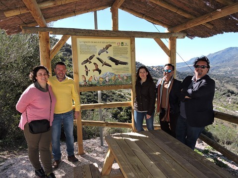 La Diputación mejora las etapas de la Gran Senda por Jimera de Líbar con un observatorio de aves