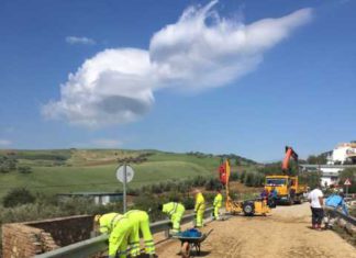 Reparación de daños en la Carretera A-7075