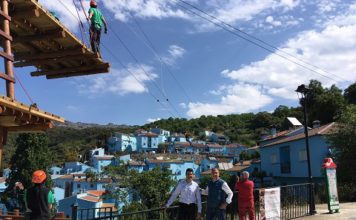 Júzcar ofrece actividades al aire libre para toda la familia gracias al Plan de Dinamización Turística de la Diputación de Málaga