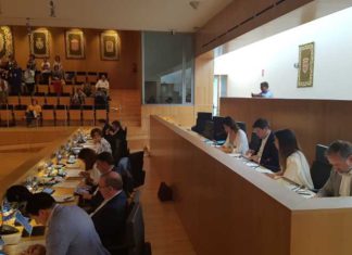 Ciudadanos paraliza el cambio de uso del centro de mayores de Antequera que pretendía el PP en la Diputación