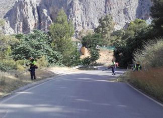 La Diputación realiza un plan de desbroce y limpieza de cunetas en los 800 kilómetros de carreteras provinciales