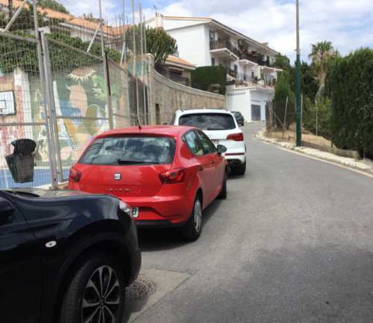 LIBRES detecta un gravísimo problema de tráfico en el acceso al colegio La Reina