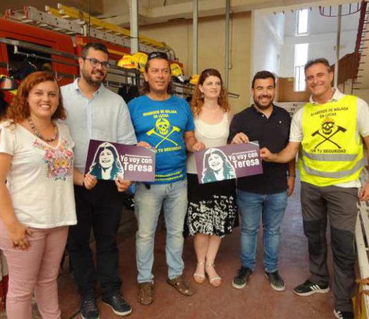 La candidatura de Teresa Rodríguez en Málaga muestra su apoyo a los bomberos en huelga