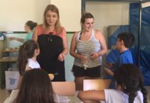 Un total de 50 menores disfrutan de la Escuela de Verano de Ronda en la barriada La Dehesa-El Fuerte