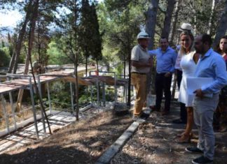 La Junta invierte más de 400.000 euros en la retirada de fibrocemento en tres centros escolares de Antequera