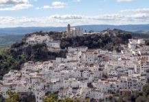 La Diputación organiza una ruta por los principales hitos históricos de Casares y Gaucín