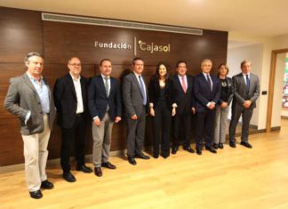 Aitana Sánchez-Gijón y Felipe Benítez Reyes reflexionan sobre los retos culturales del país en la Fundación Cajasol