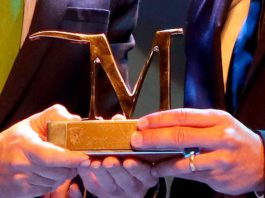El Málaga CF Genuine, la ingeniera Raquel Serrano, Onda Cero y Peneque, premiados por la Diputación en el Día de Andalucía