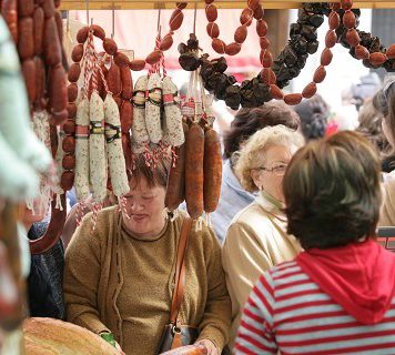 Ardales reparte este domingo mil kilos de carne y embutidos en su Fiesta de la Matanza