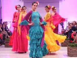 Los desfiles de moda flamenca, protagonistas de la primera jornada de FIMAF
