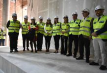 Del Pozo visita junto al ministro de Cultura y Deporte las obras del museo del Sitio de los Dólmenes de Antequera
