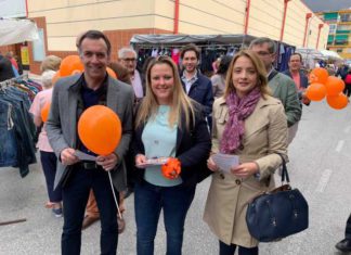 Éxito de acogida de los vecinos de Rincón de la Victoria a los candidatos de Ciudadanos al Congreso y Senado por la provincia
