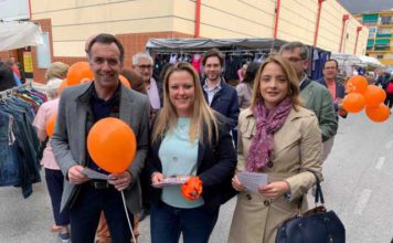 Éxito de acogida de los vecinos de Rincón de la Victoria a los candidatos de Ciudadanos al Congreso y Senado por la provincia