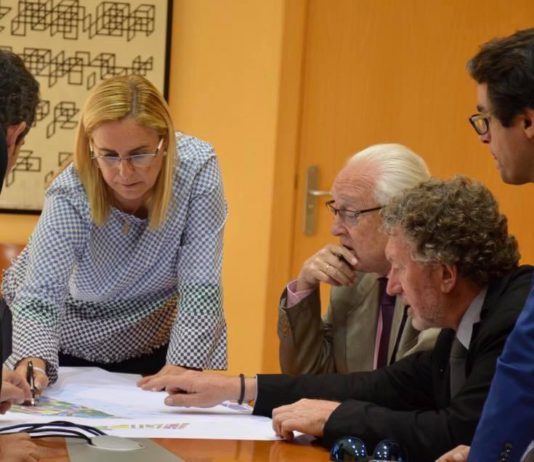 Fomento acuerda la construcción de una nueva terminal de autobuses en Fuengirola