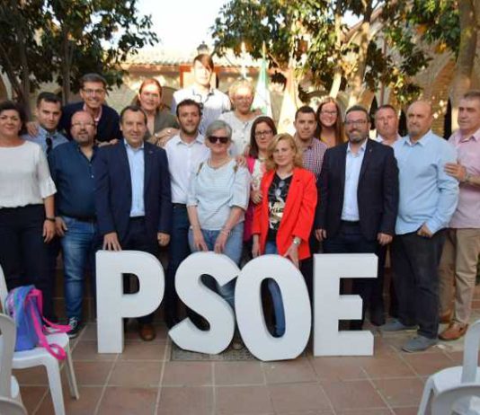 Ruiz Espejo destaca «la ola de apoyo al PSOE» y asegura que el equipo liderado por Chema González es el mejor preparado para continuar al frente de Sierra de Yeguas