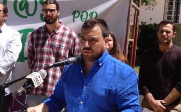 Junt@s por Arriate-Podemos presenta su candidatura con gran asistencia de público