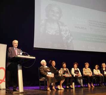 Un libro recorre la gastronomía tradicional de los 103 municipios de la provincia a través de las recetas de abuelas malagueñas