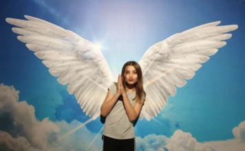 Interactive 3D Trick Gallery en Muelle Uno