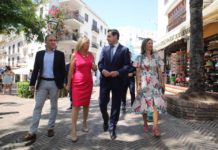 El Presidente de la Junta, Juanma Moreno, visita Marbella
