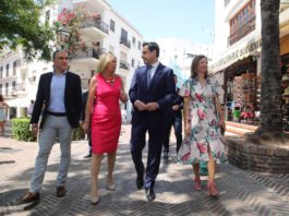 El Presidente de la Junta, Juanma Moreno, visita Marbella