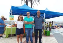 Campaña informativa en los cinco municipios costeros de la Axarquía para fomentar el reciclaje de envases
