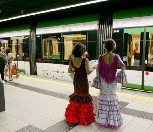 El Metro de Málaga amplía el horario del servicio en Feria y refuerza el personal y la vigilancia