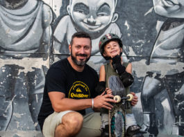 »Para mi hijo deben primar los estudios, pues nunca se sabe lo que ocurrirá con el skate»