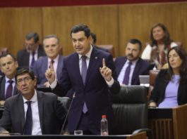 Moreno exige al Gobierno central lealtad y responsabilidad con los andaluces y que pague el dinero que le debe a Andalucía