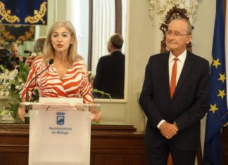Del Pozo ofrece la colaboración de la Junta en el proyecto del auditorio para Málaga