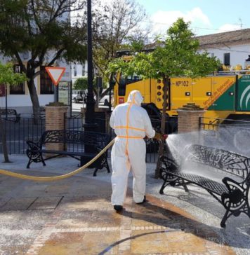 El Infoca despliega en 23 municipios su mayor dispositivo de desinfección con 200 profesionales