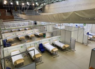 Una treintena de empresas e instituciones transforman Carranque en Hospital Auxiliar