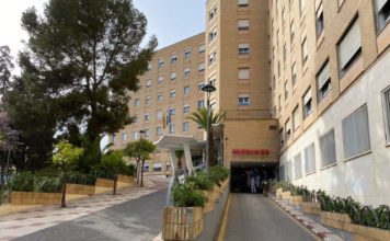 El Hospital Regional de Málaga traslada Neurocirugía a la CHIP y Cirugía Cardiovascular a Vithas Parque San Antonio