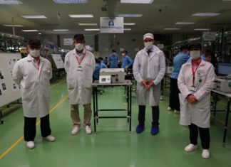 Moreno indica que los respiradores “Andalucía Respira” demuestran la capacidad innovadora y emprendedora de nuestra comunidad