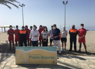 La Junta destina a Nerja 56.000 euros para material de seguridad y un total de 45 auxiliares de playas