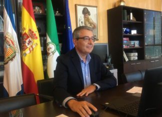 Salado expone el Plan Málaga y las líneas estratégicas de sostenibilidad de la Diputación en un encuentro sobre los nuevos retos de las administraciones