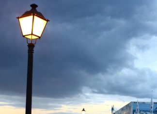 La Diputación adjudica por 1,6 millones de euros la mejora del alumbrado de 7.000 farolas en 53 municipios