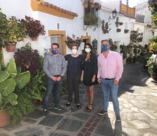 La Junta destina 105.000 euros a mejorar infraestructuras en Canillas de Aceituno y proteger a sus vecinos ante el COVID
