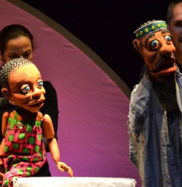 El Teatro Cánovas propone este fin de semana espectáculos familiares de las compañías Petit Teatro y Laviebel