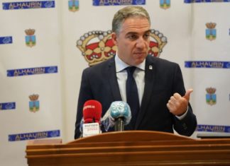 Visita de Elías Bendodo, consejero de la Presidencia, a Alhaurín de la Torre