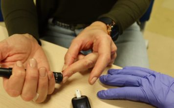 Andalucía ha secuenciado ya 25.000 muestras de coronavirus para el control de la enfermedad