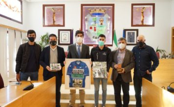 Ruta del Sol 2021: Carmelo Urbano entrega su primer maillot de meta volante de la Vuelta Andalucia 2020