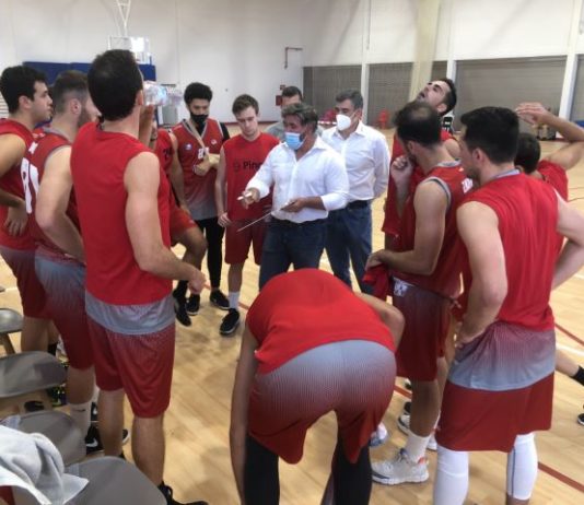 Épico triunfo del CD Colegio El Pinar ante un enorme Unicaja que supone un decisivo paso adelante como conjunto de Liga EBA